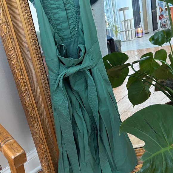 BCBGMAXARIA Green Ruffled Halter Dress - Picture 7 of 9